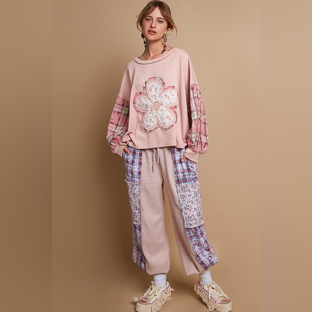 POL Pink Floral Patchwork Sweatshirt Top - Picture 4 of 4